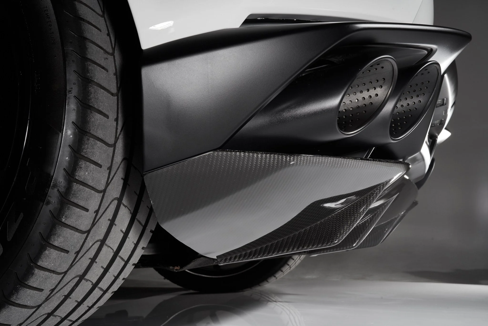 Racing Sport Concepts Huracan Carbon Slip-on Rear Diffuser Questions & Answers